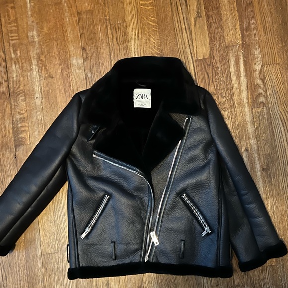 Zara Black Aviator Jacket with faux fur lining - Picture 3 of 4